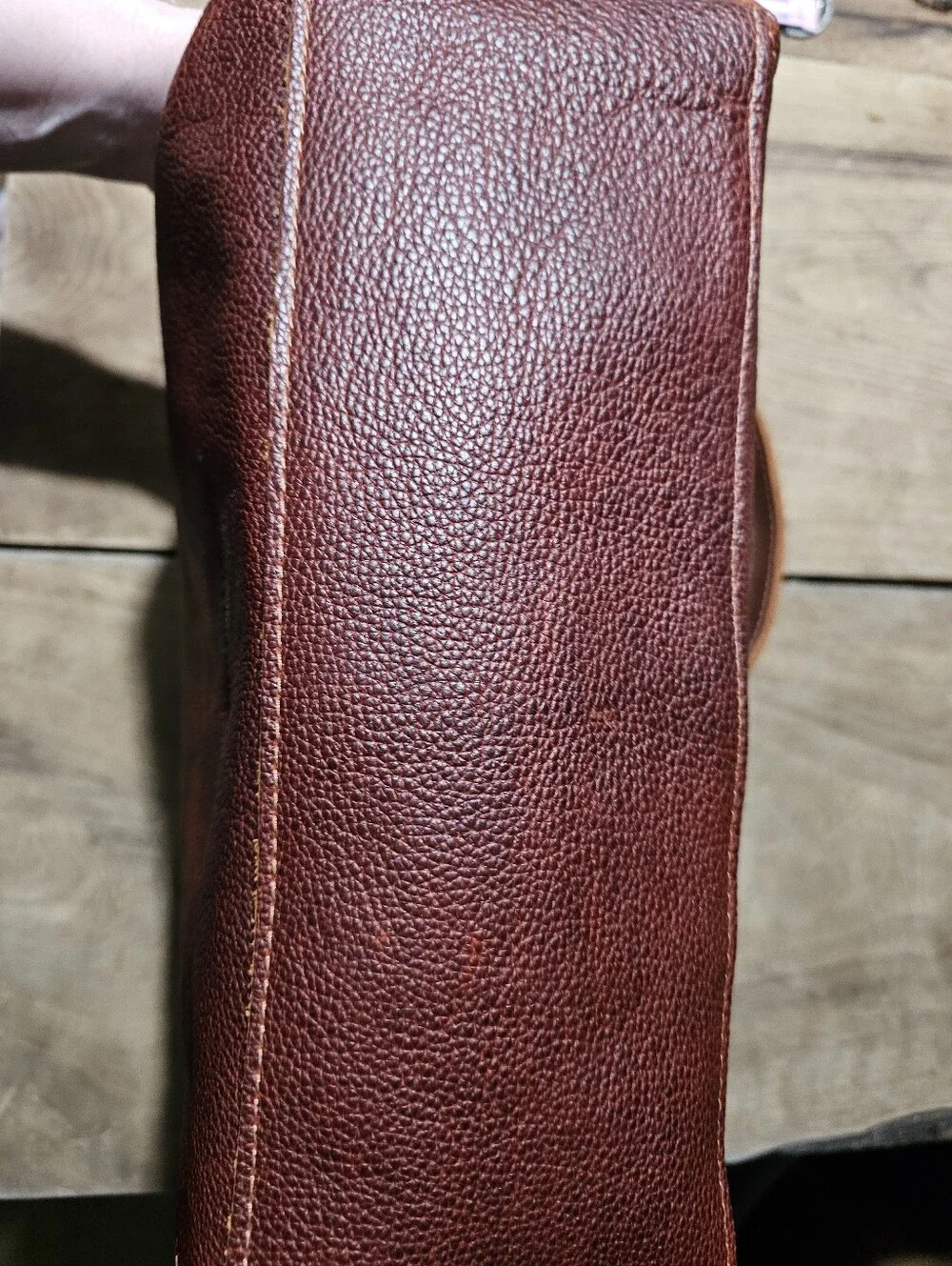 Portland Leather Goods Oversized Naomi  In Pebbled Nutmeg